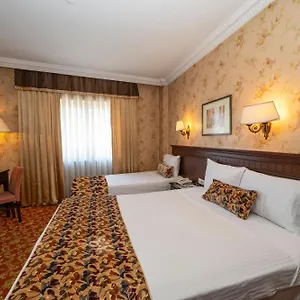 Hotel Pera Rose & Hb